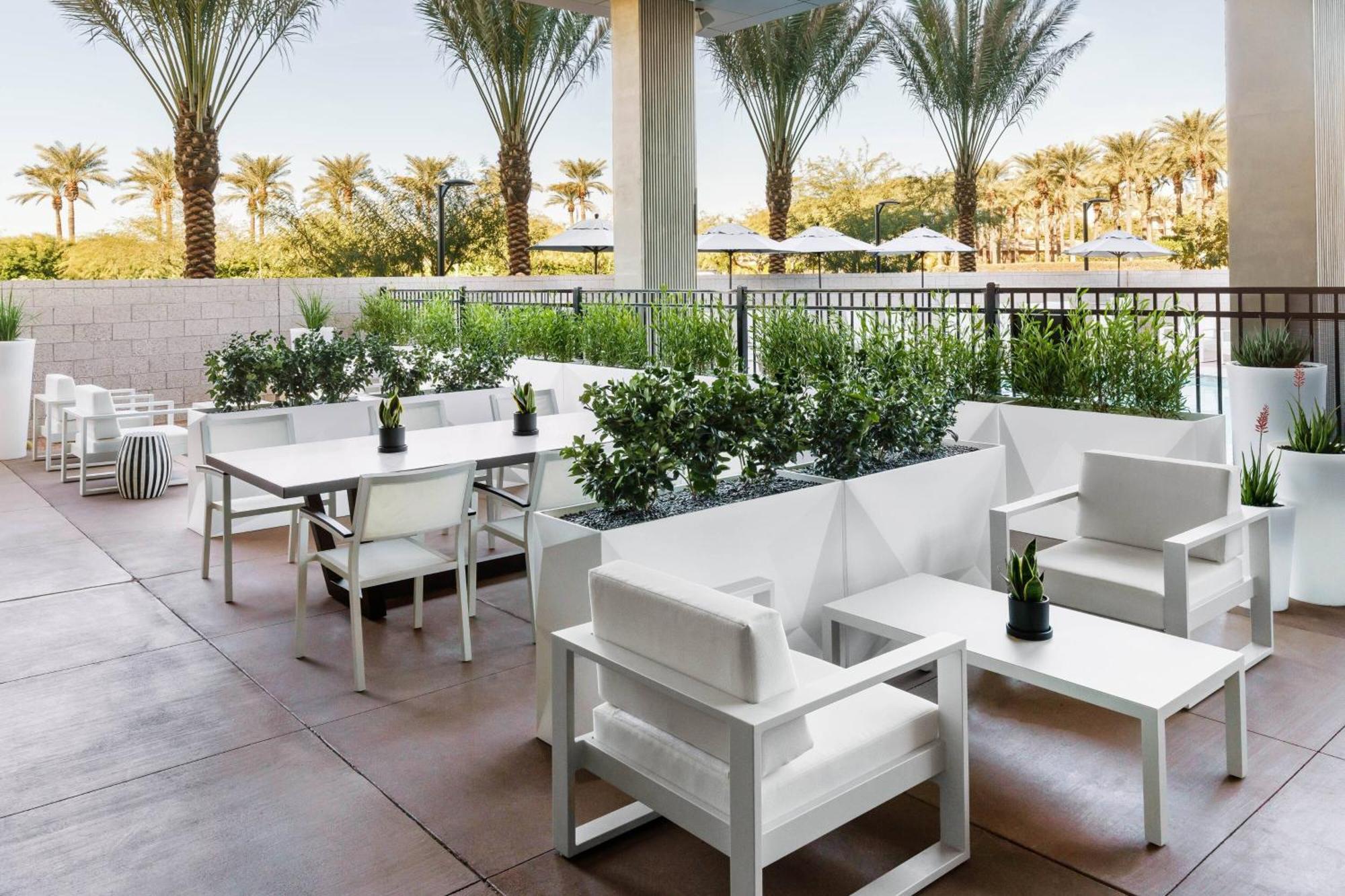 Ac Hotel By Marriott Scottsdale North Paradise Valley Exterior photo