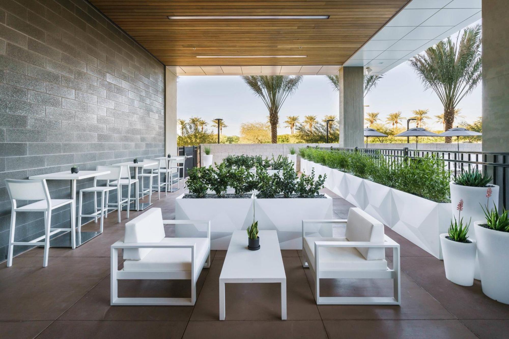 Ac Hotel By Marriott Scottsdale North Paradise Valley Exterior photo